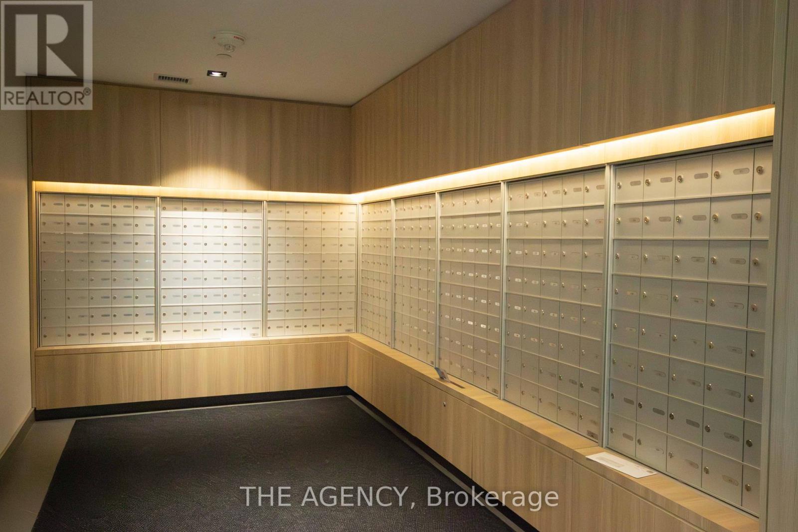 1702 - 225 Sumach Street, Toronto (regent Park), Ontario