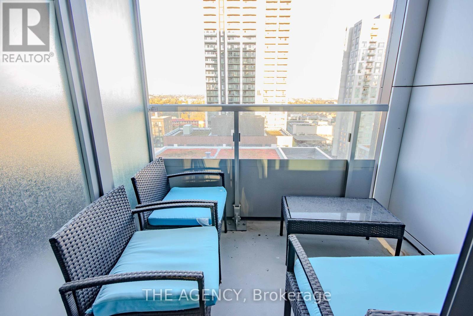 1702 - 225 Sumach Street, Toronto (regent Park), Ontario