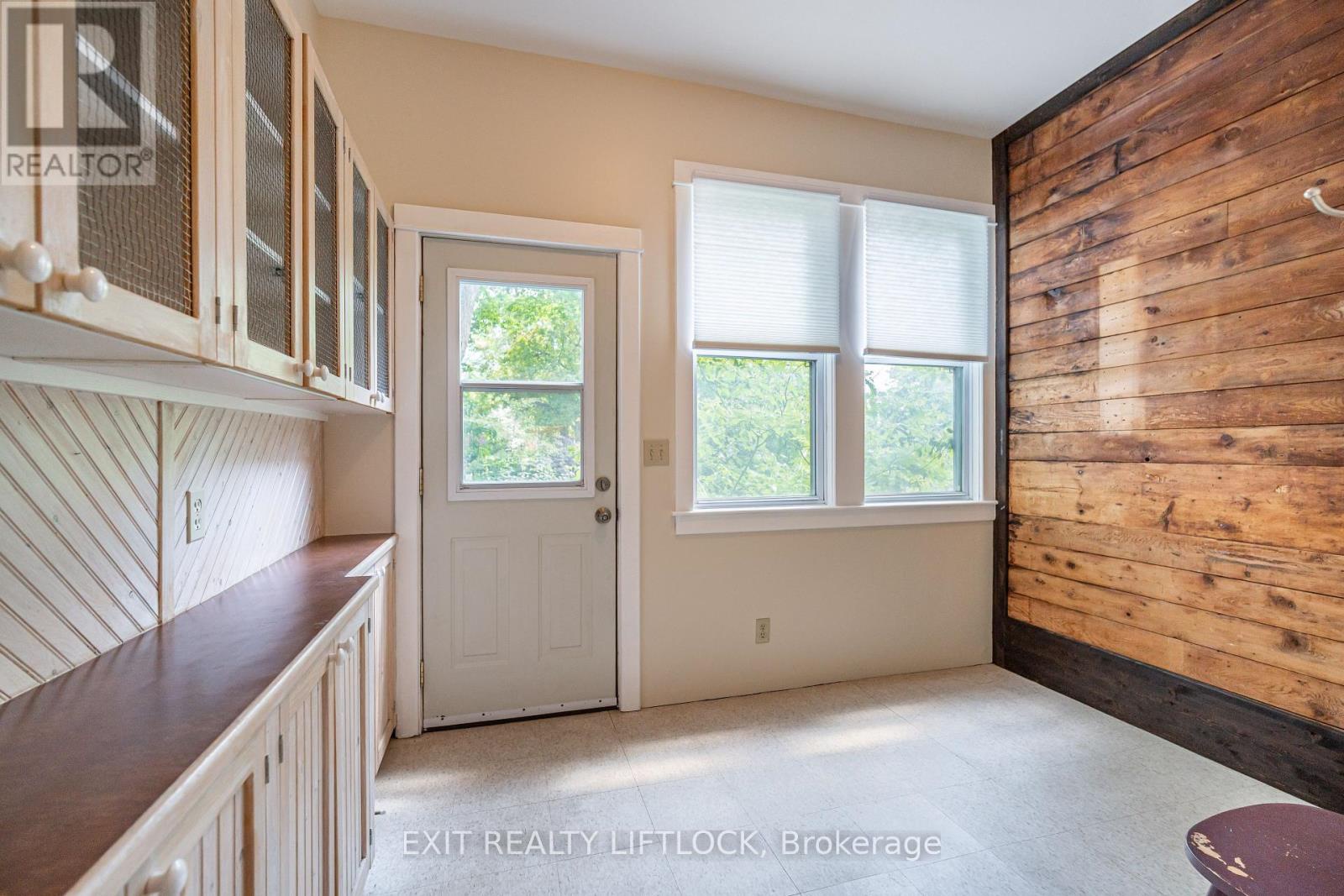 141 Hunter Street E, Peterborough (ashburnham Ward 4), Ontario