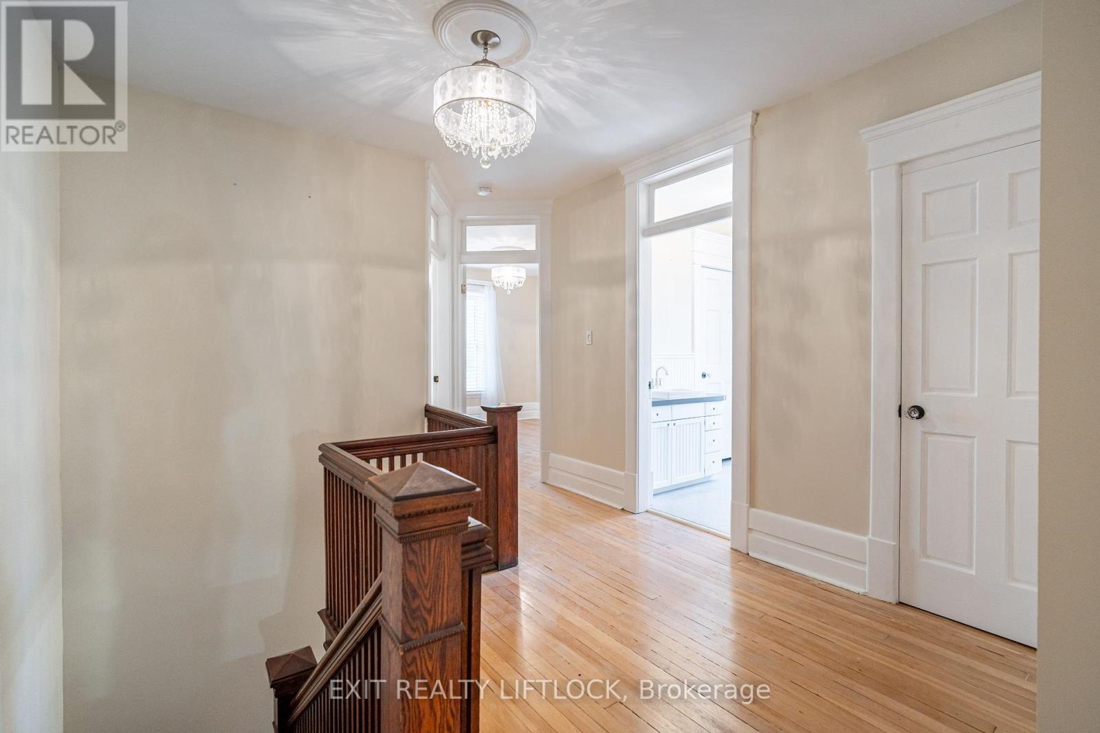 141 Hunter Street E, Peterborough (ashburnham Ward 4), Ontario