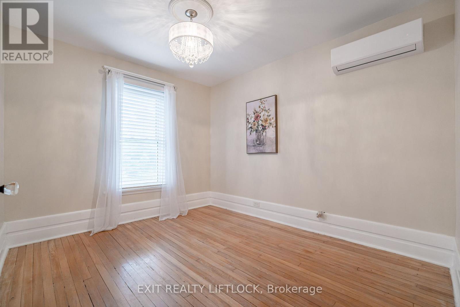 141 Hunter Street E, Peterborough (ashburnham Ward 4), Ontario