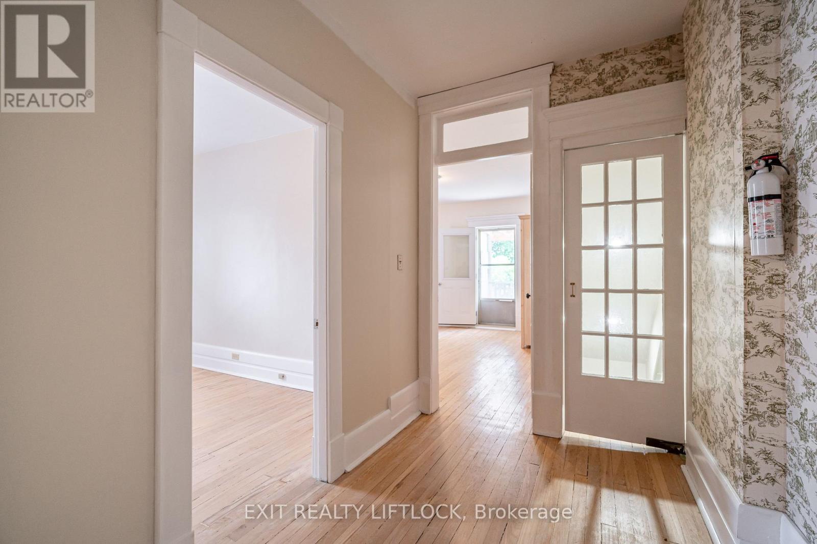 141 Hunter Street E, Peterborough (ashburnham Ward 4), Ontario