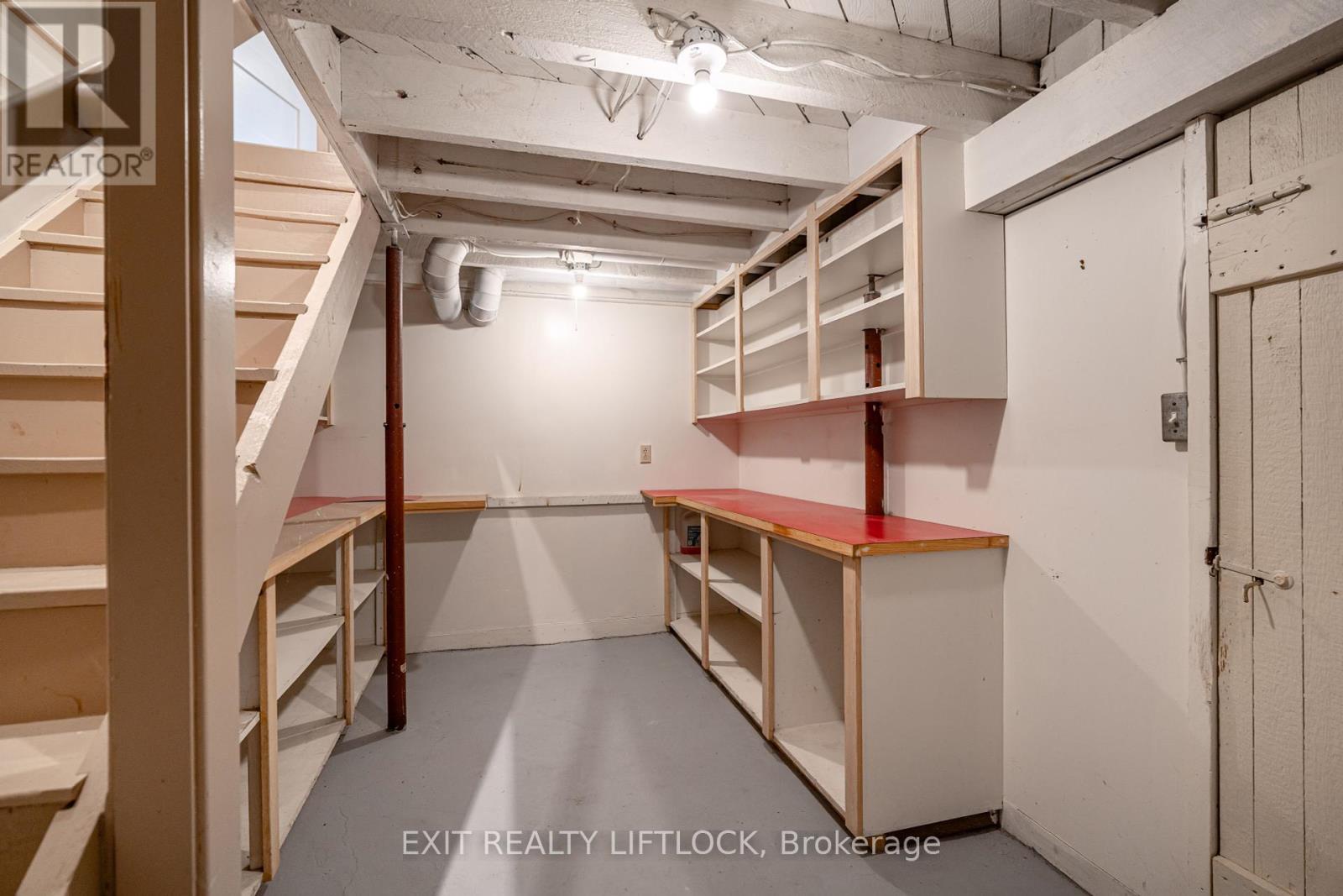 141 Hunter Street E, Peterborough (ashburnham Ward 4), Ontario