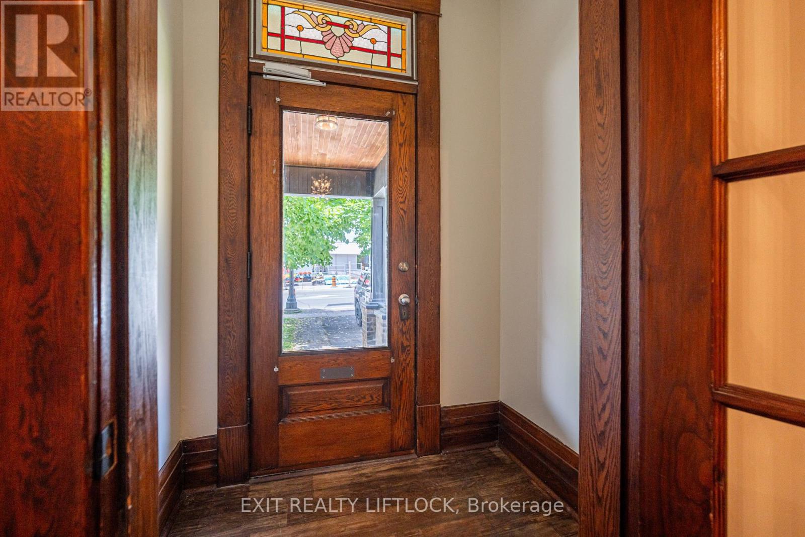 141 Hunter Street E, Peterborough (ashburnham Ward 4), Ontario