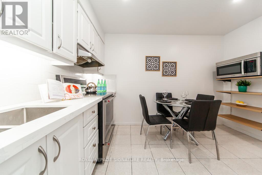 2073 - 100 Mornelle Court, Toronto (morningside), Ontario