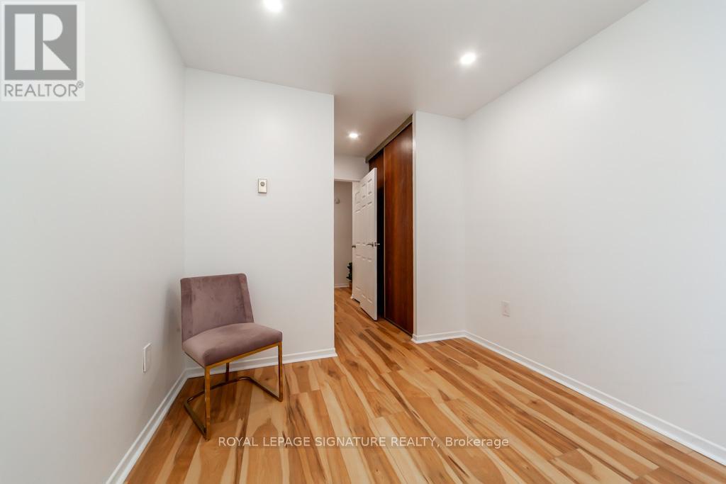 2073 - 100 Mornelle Court, Toronto (morningside), Ontario