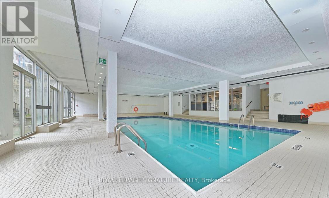 2073 - 100 Mornelle Court, Toronto (morningside), Ontario