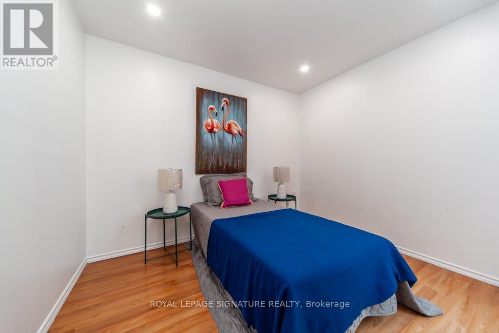 2073 - 100 Mornelle Court, Toronto (morningside), Ontario