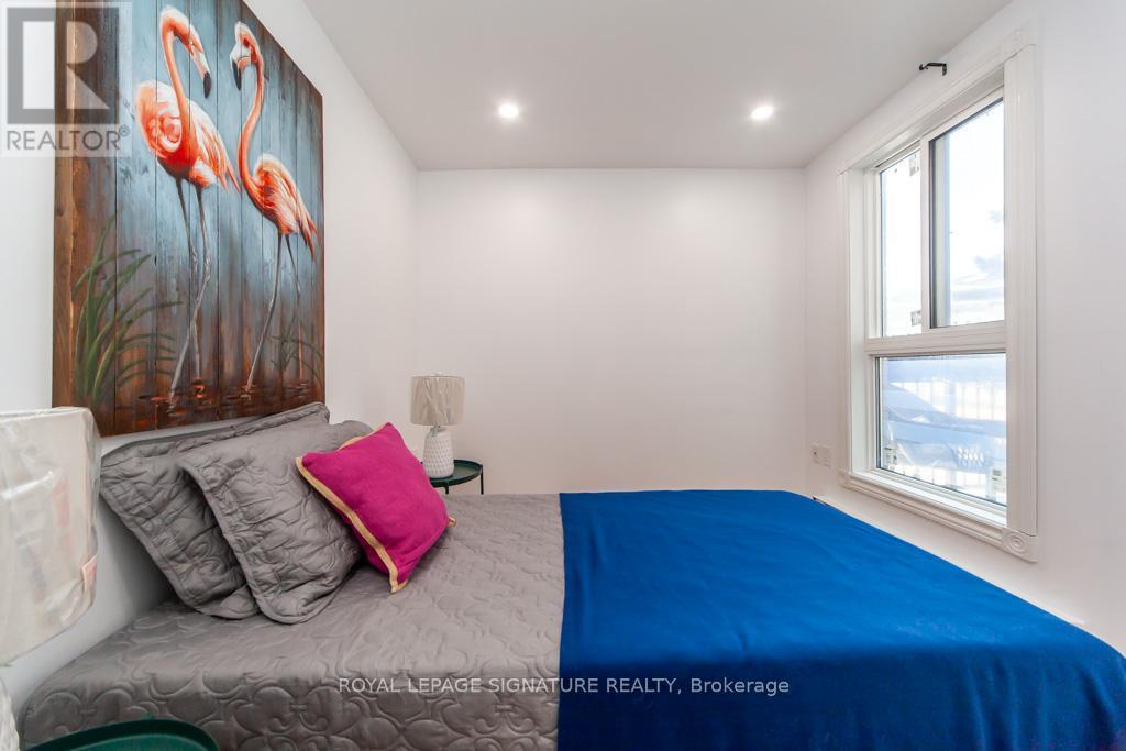 2073 - 100 Mornelle Court, Toronto (morningside), Ontario