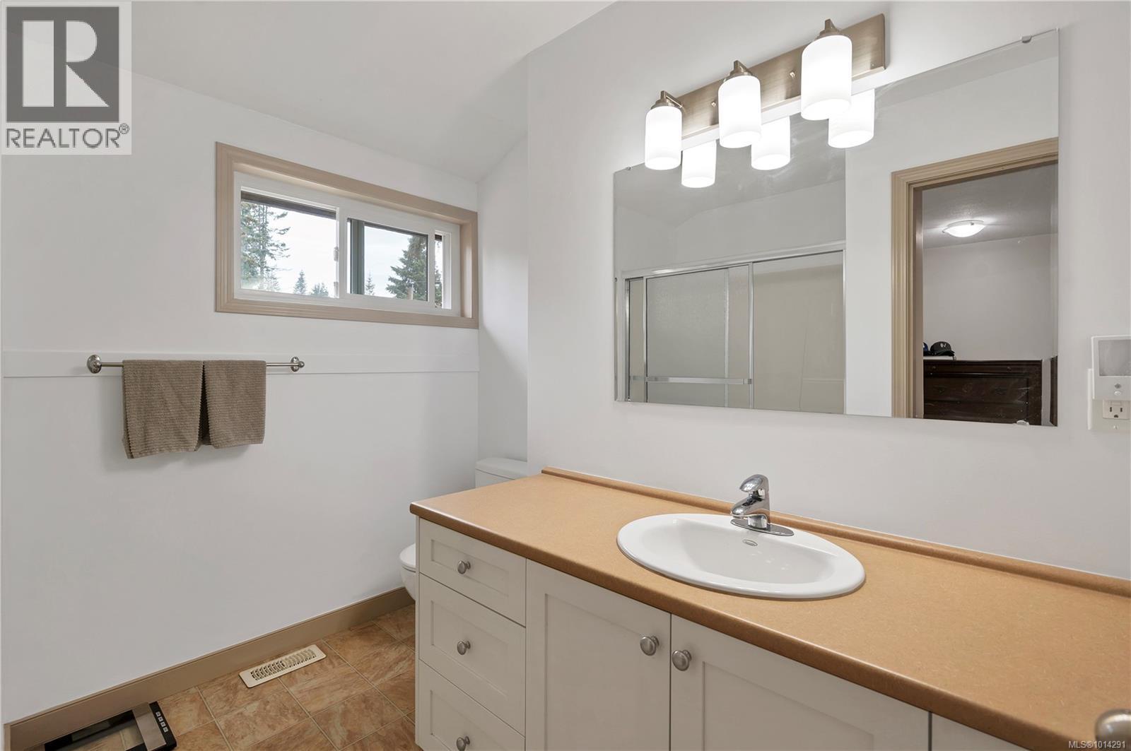 3844 Sutil Rd, Campbell River, British Columbia