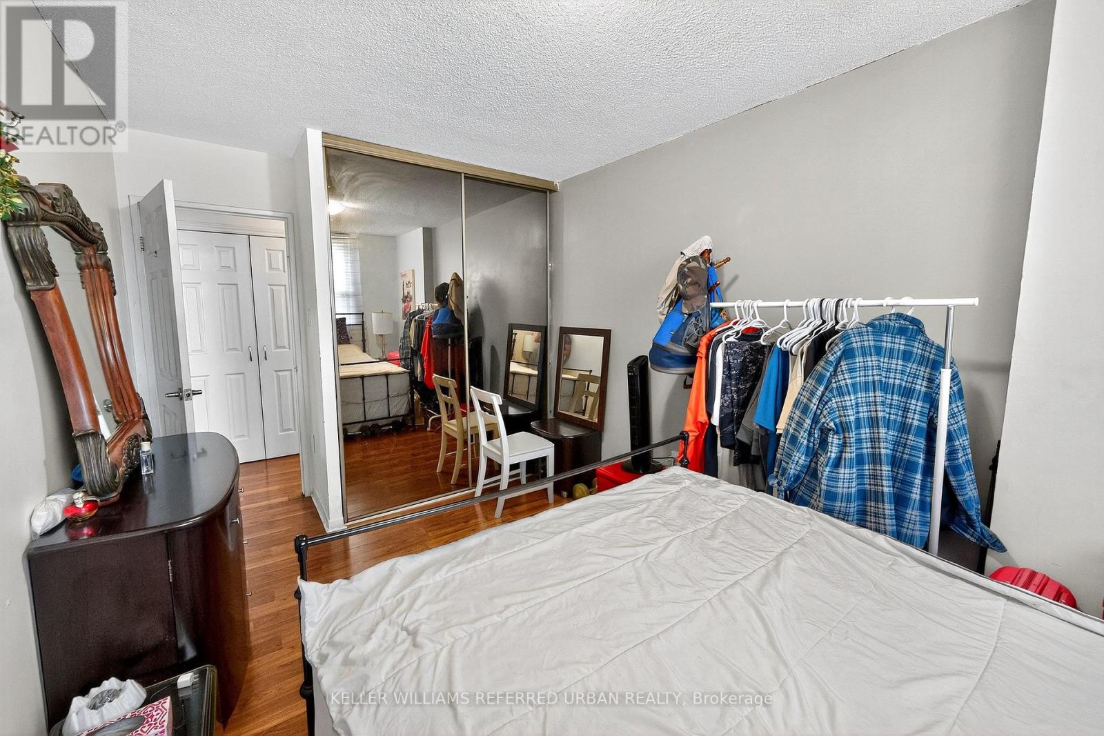 401 - 1881 Jane Street, Toronto (rustic), Ontario