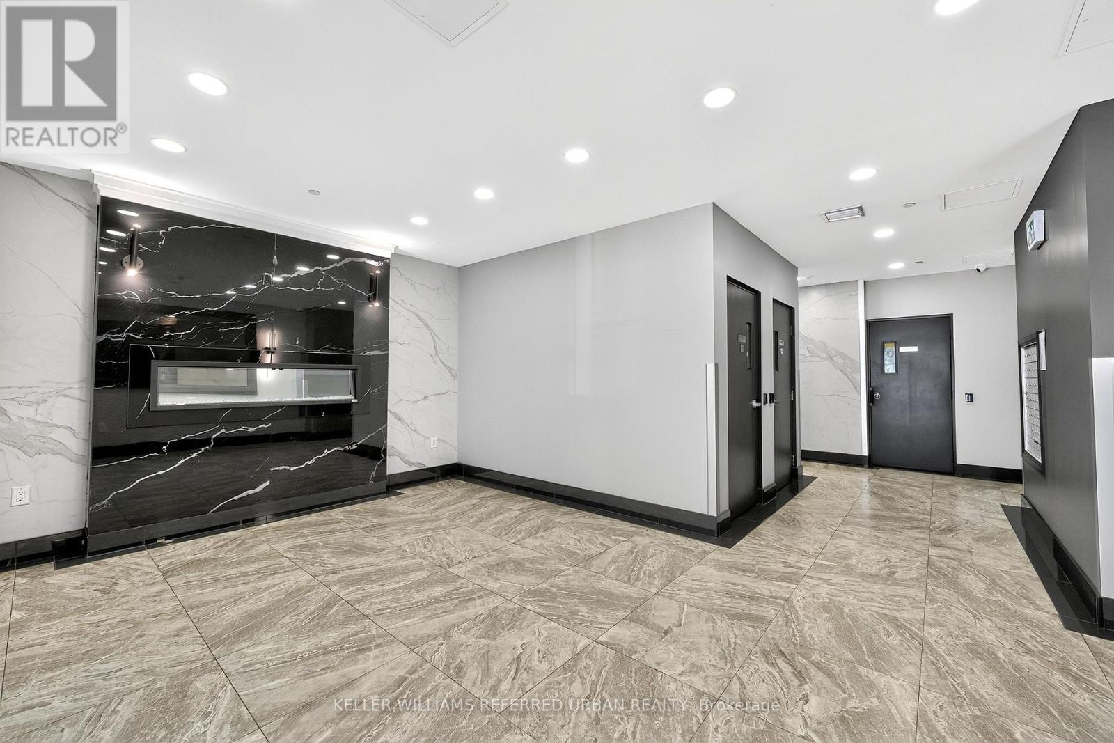 401 - 1881 Jane Street, Toronto (rustic), Ontario