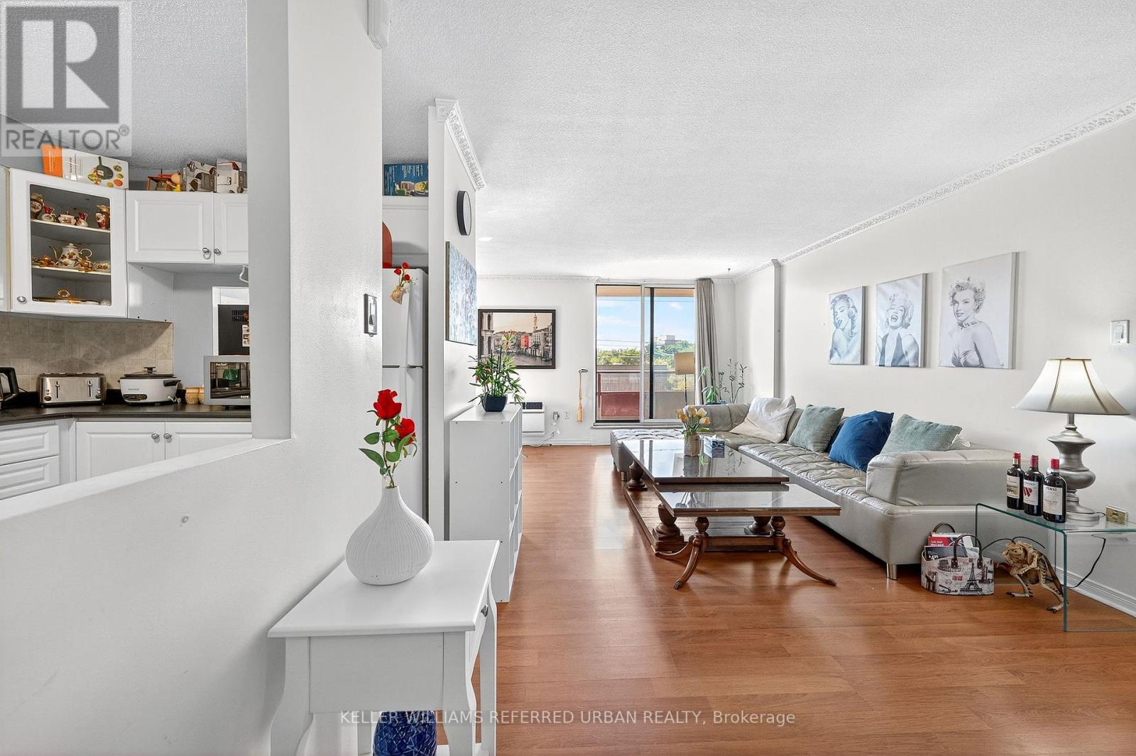 401 - 1881 Jane Street, Toronto (rustic), Ontario