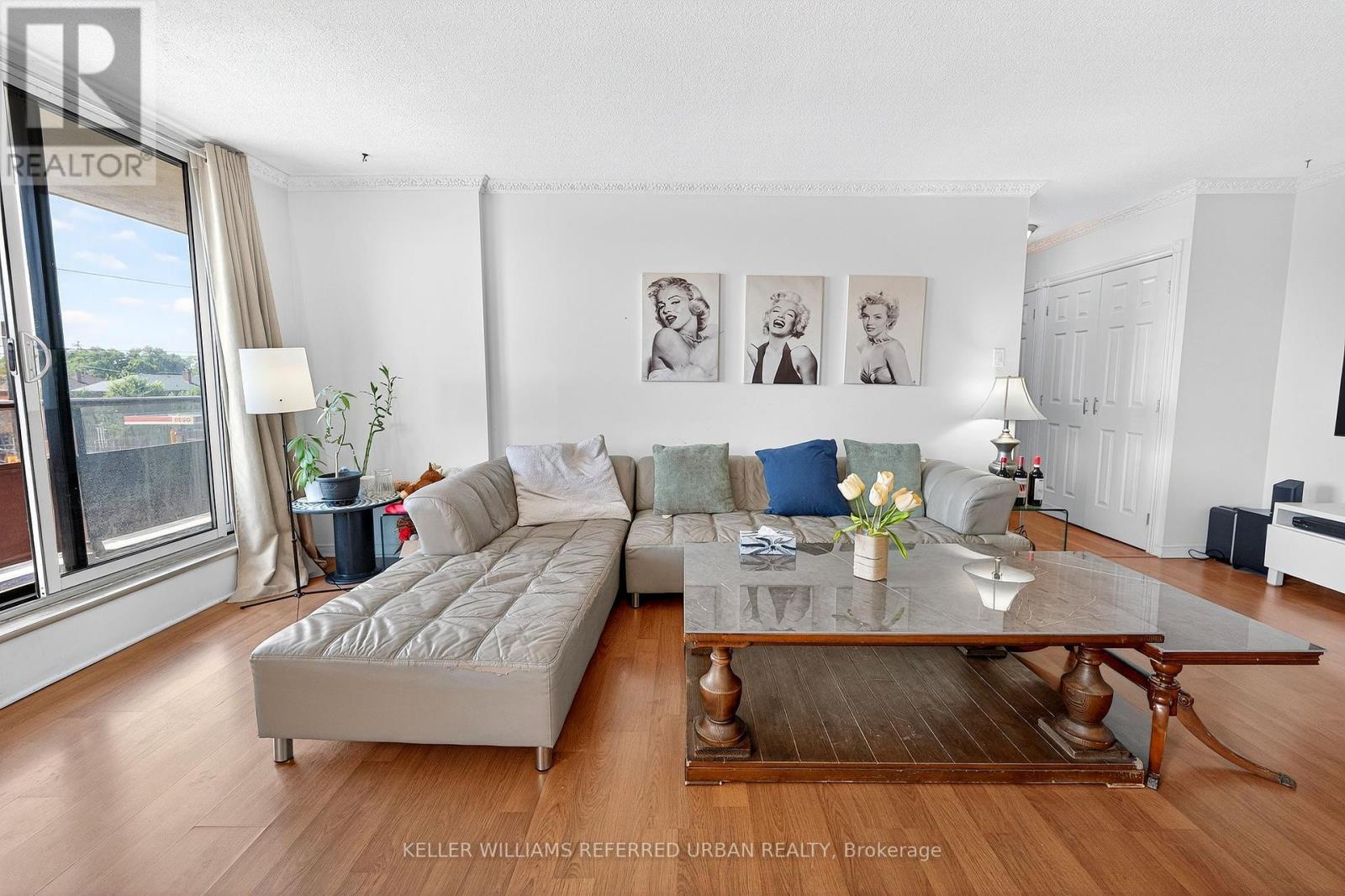 401 - 1881 Jane Street, Toronto (rustic), Ontario