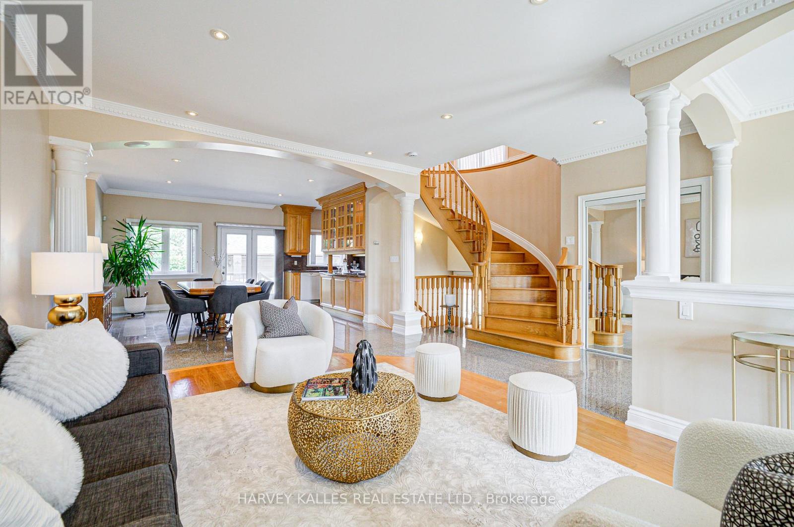 1006 Briar Hill Avenue, Toronto (briar Hill-belgravia), Ontario