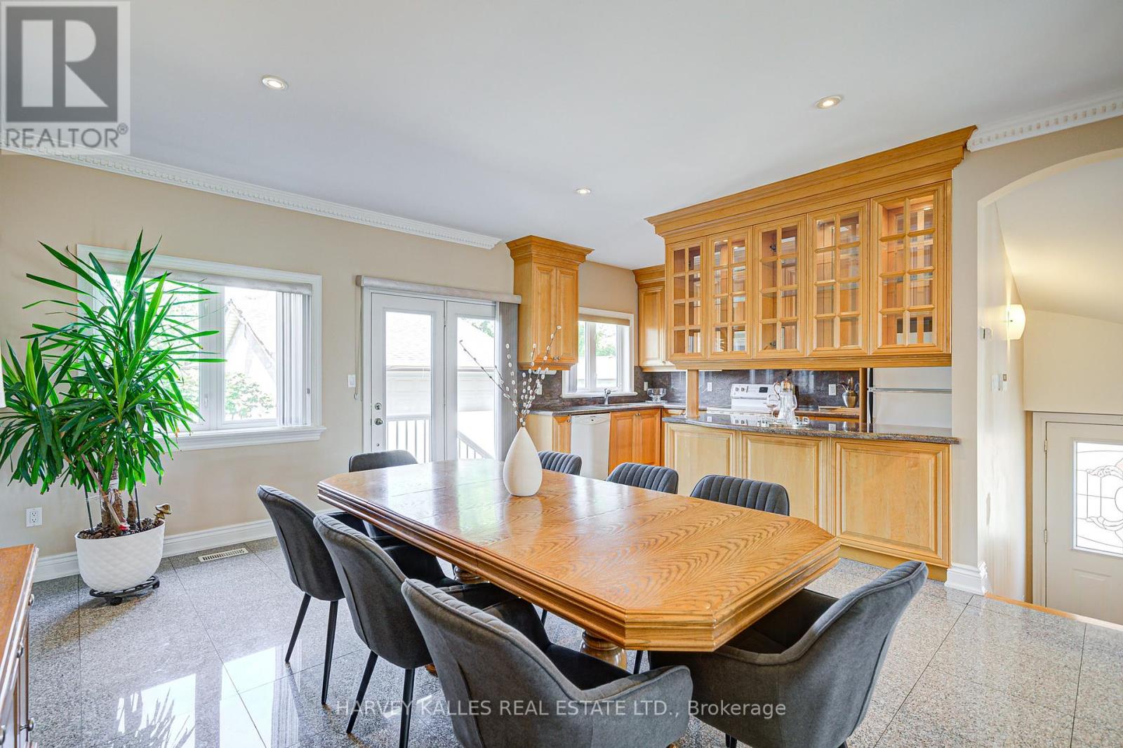 1006 Briar Hill Avenue, Toronto (briar Hill-belgravia), Ontario