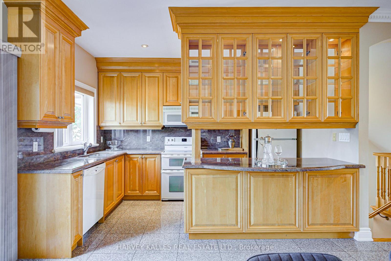 1006 Briar Hill Avenue, Toronto (briar Hill-belgravia), Ontario