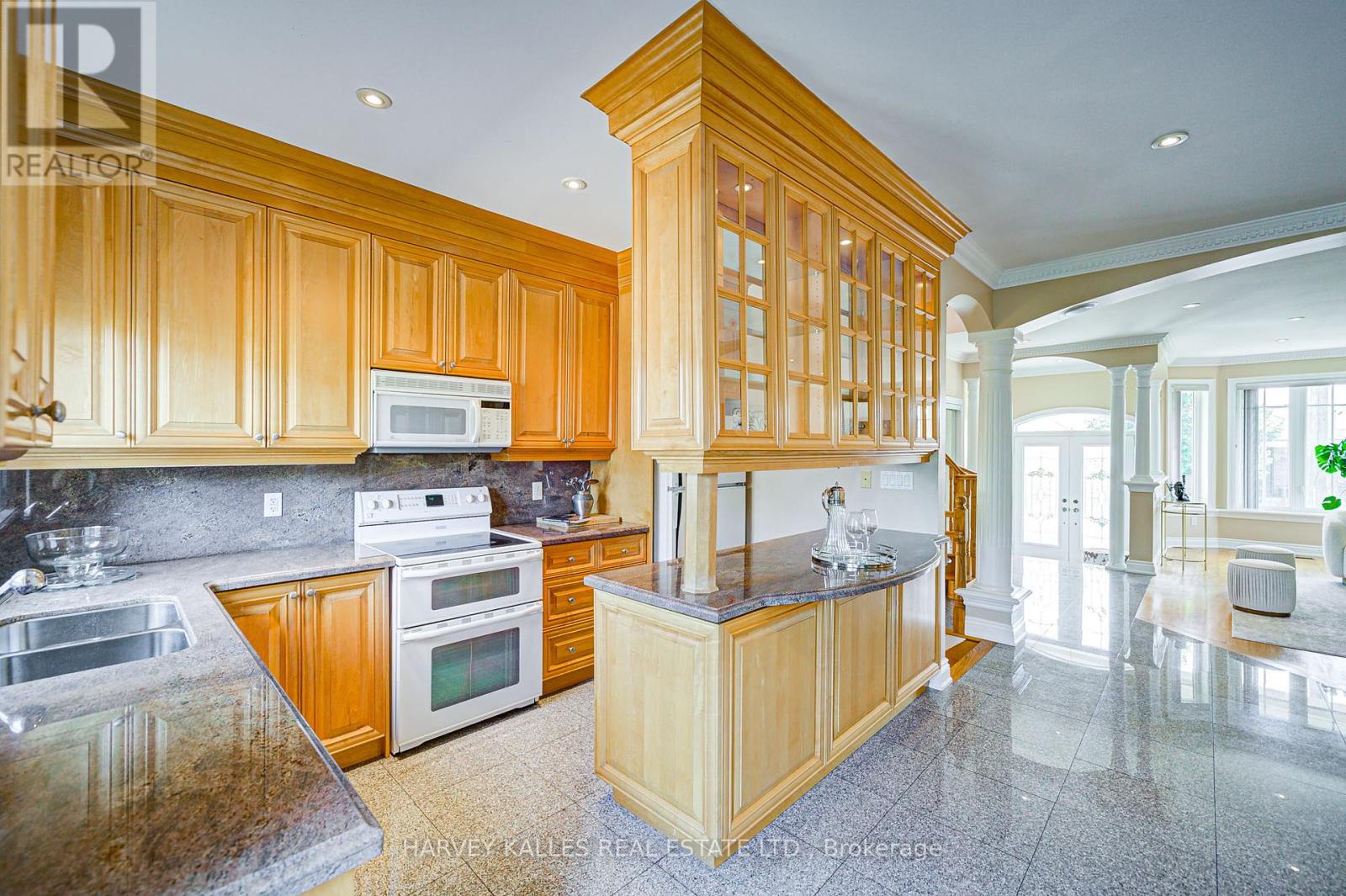 1006 Briar Hill Avenue, Toronto (briar Hill-belgravia), Ontario