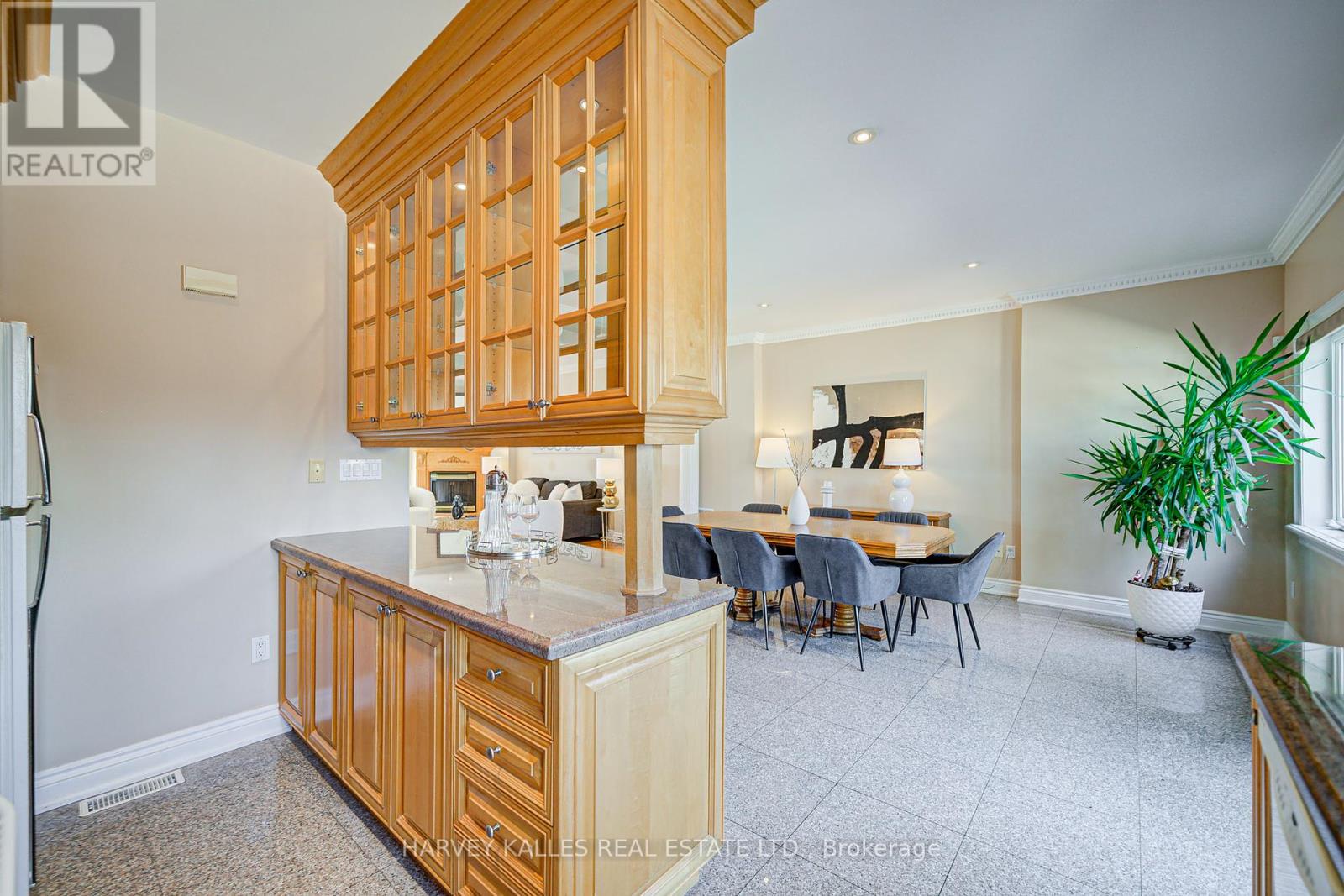 1006 Briar Hill Avenue, Toronto (briar Hill-belgravia), Ontario