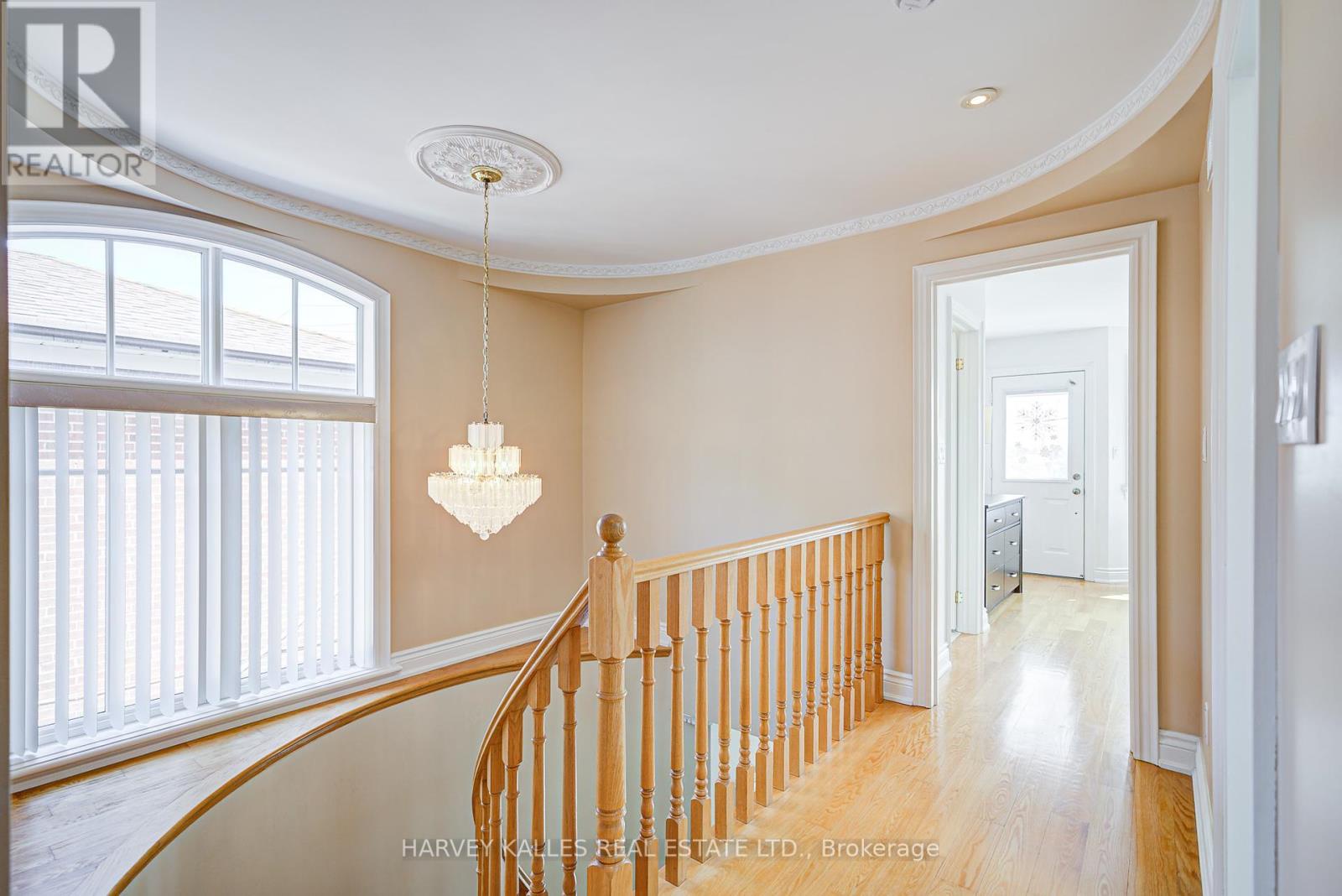 1006 Briar Hill Avenue, Toronto (briar Hill-belgravia), Ontario