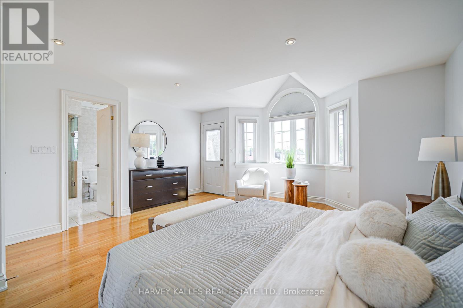 1006 Briar Hill Avenue, Toronto (briar Hill-belgravia), Ontario