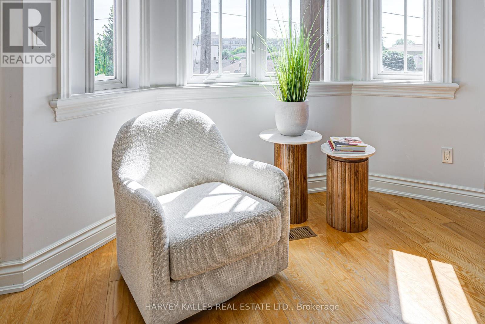 1006 Briar Hill Avenue, Toronto (briar Hill-belgravia), Ontario