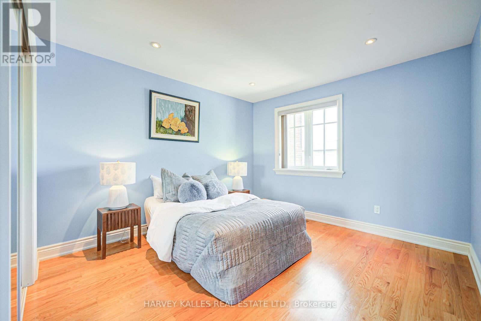 1006 Briar Hill Avenue, Toronto (briar Hill-belgravia), Ontario