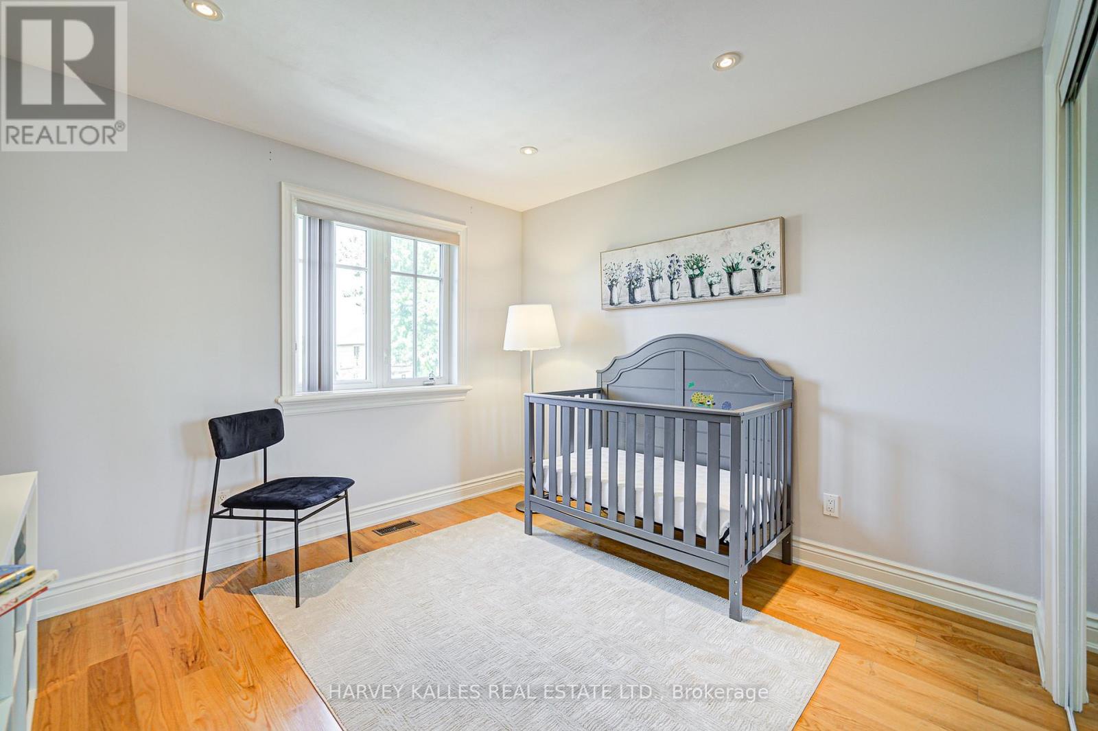 1006 Briar Hill Avenue, Toronto (briar Hill-belgravia), Ontario