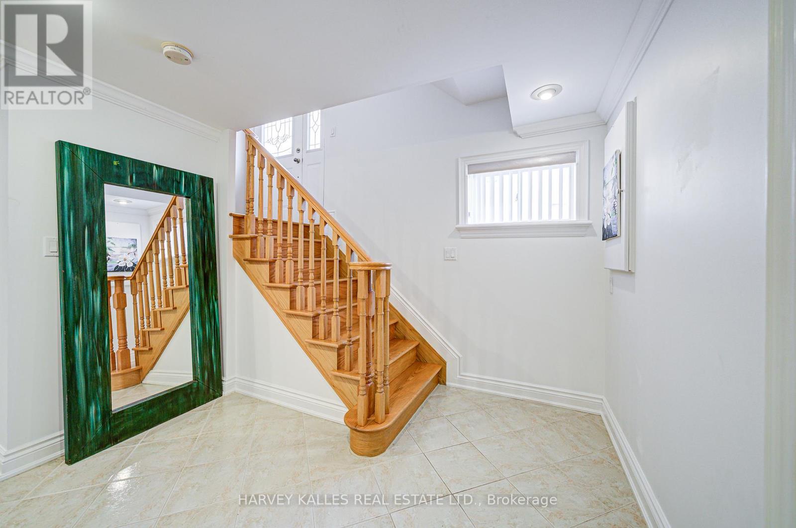 1006 Briar Hill Avenue, Toronto (briar Hill-belgravia), Ontario