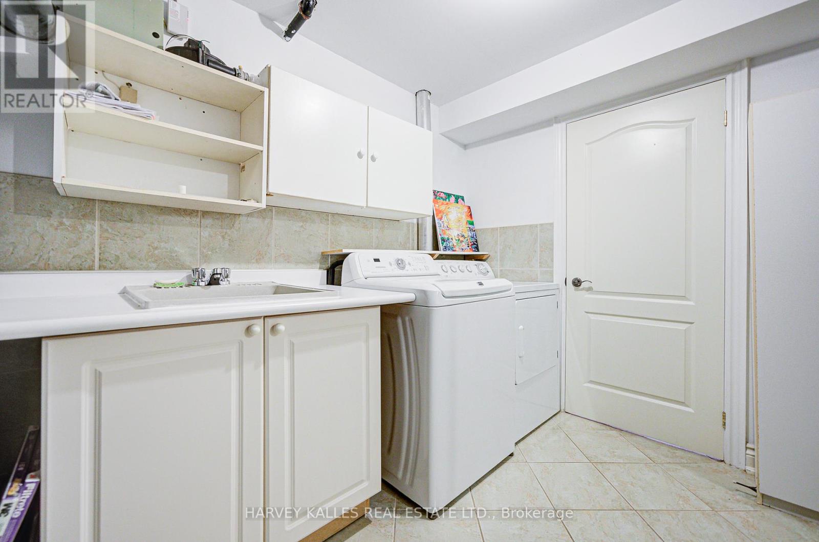 1006 Briar Hill Avenue, Toronto (briar Hill-belgravia), Ontario