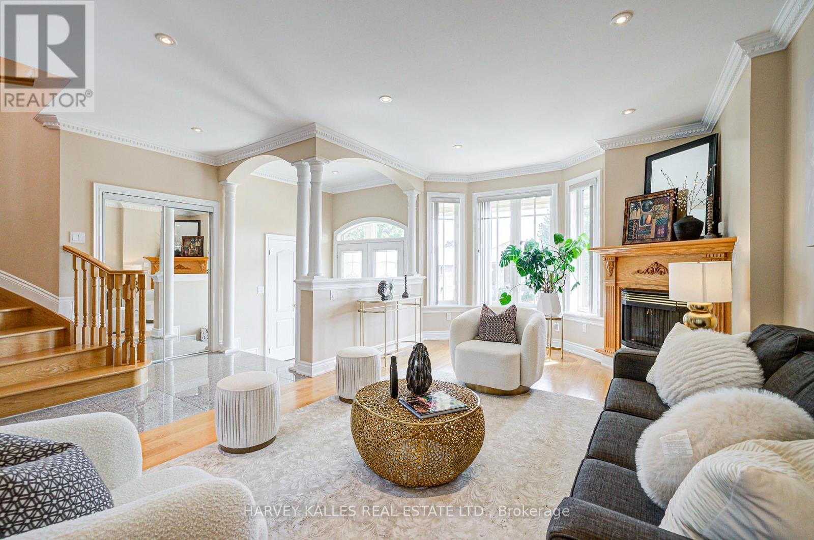 1006 Briar Hill Avenue, Toronto (briar Hill-belgravia), Ontario