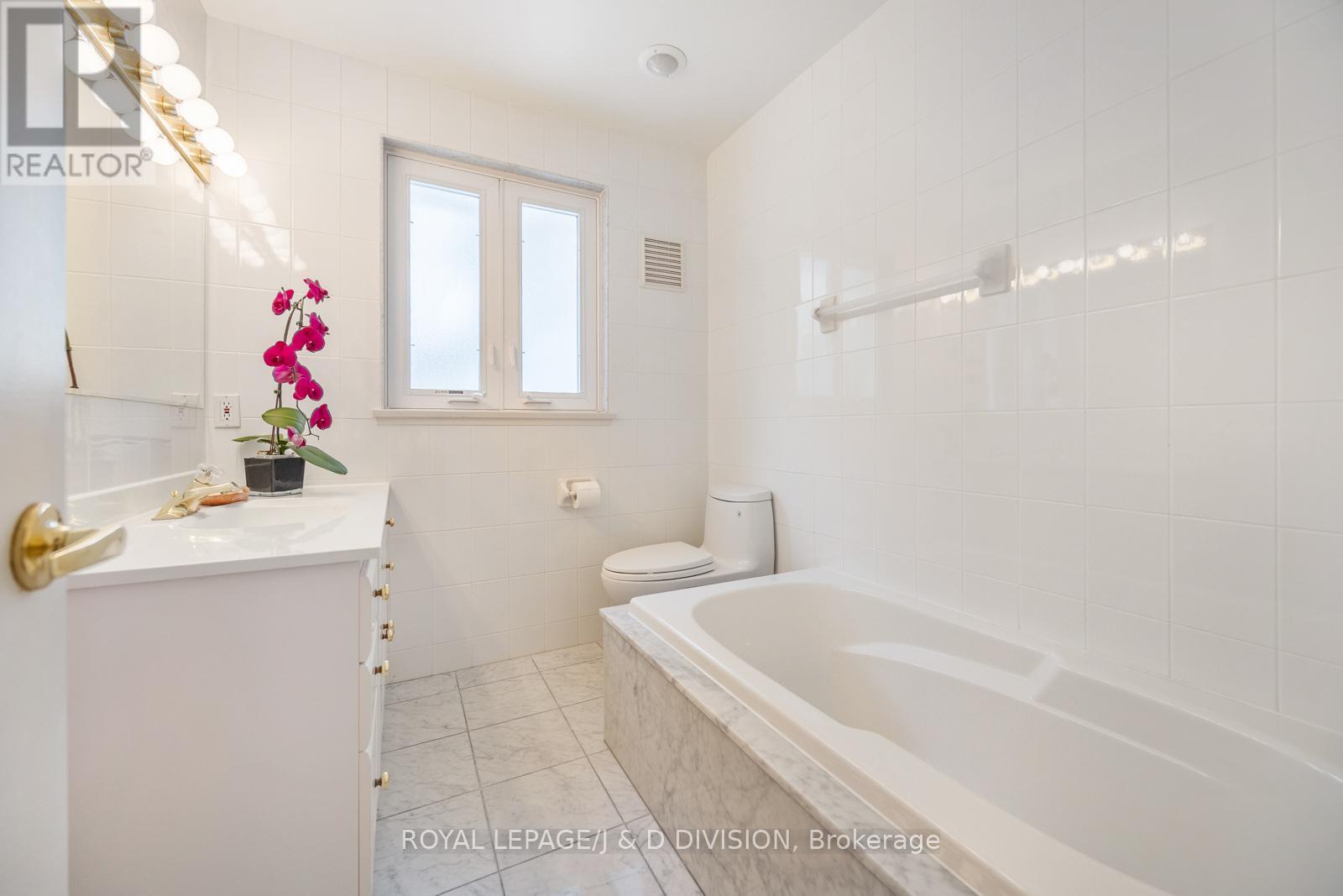 31 George Henry Boulevard, Toronto (henry Farm), Ontario