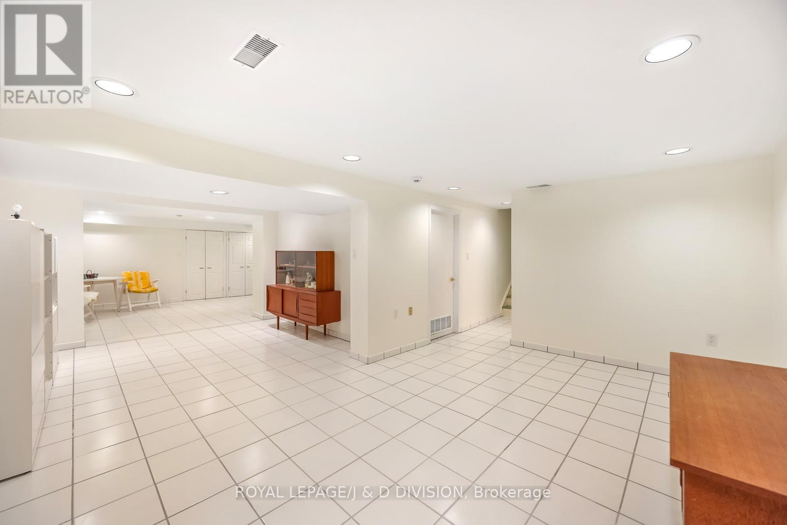 31 George Henry Boulevard, Toronto (henry Farm), Ontario