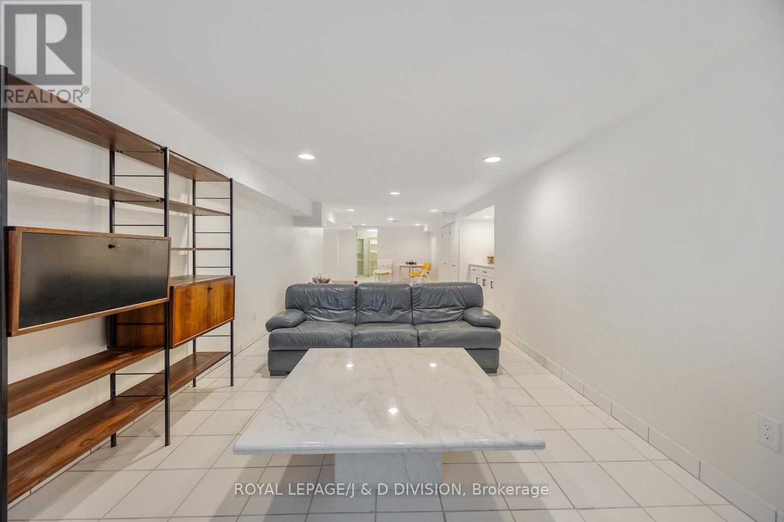 31 George Henry Boulevard, Toronto (henry Farm), Ontario