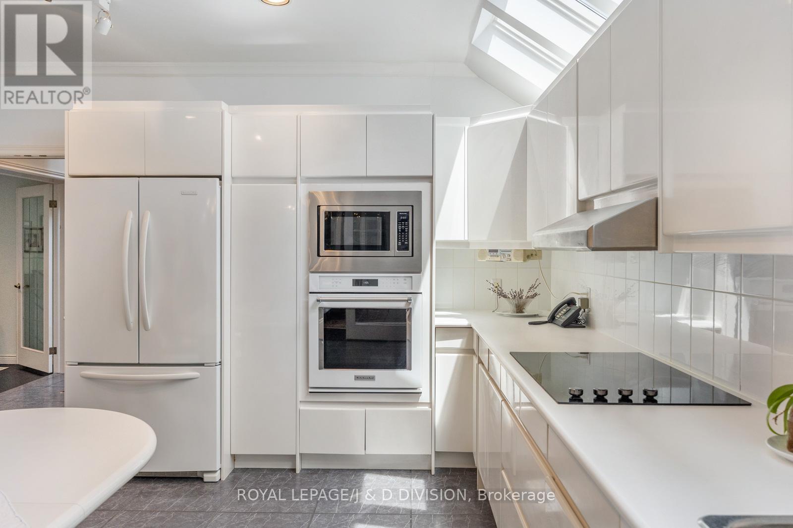 31 George Henry Boulevard, Toronto (henry Farm), Ontario