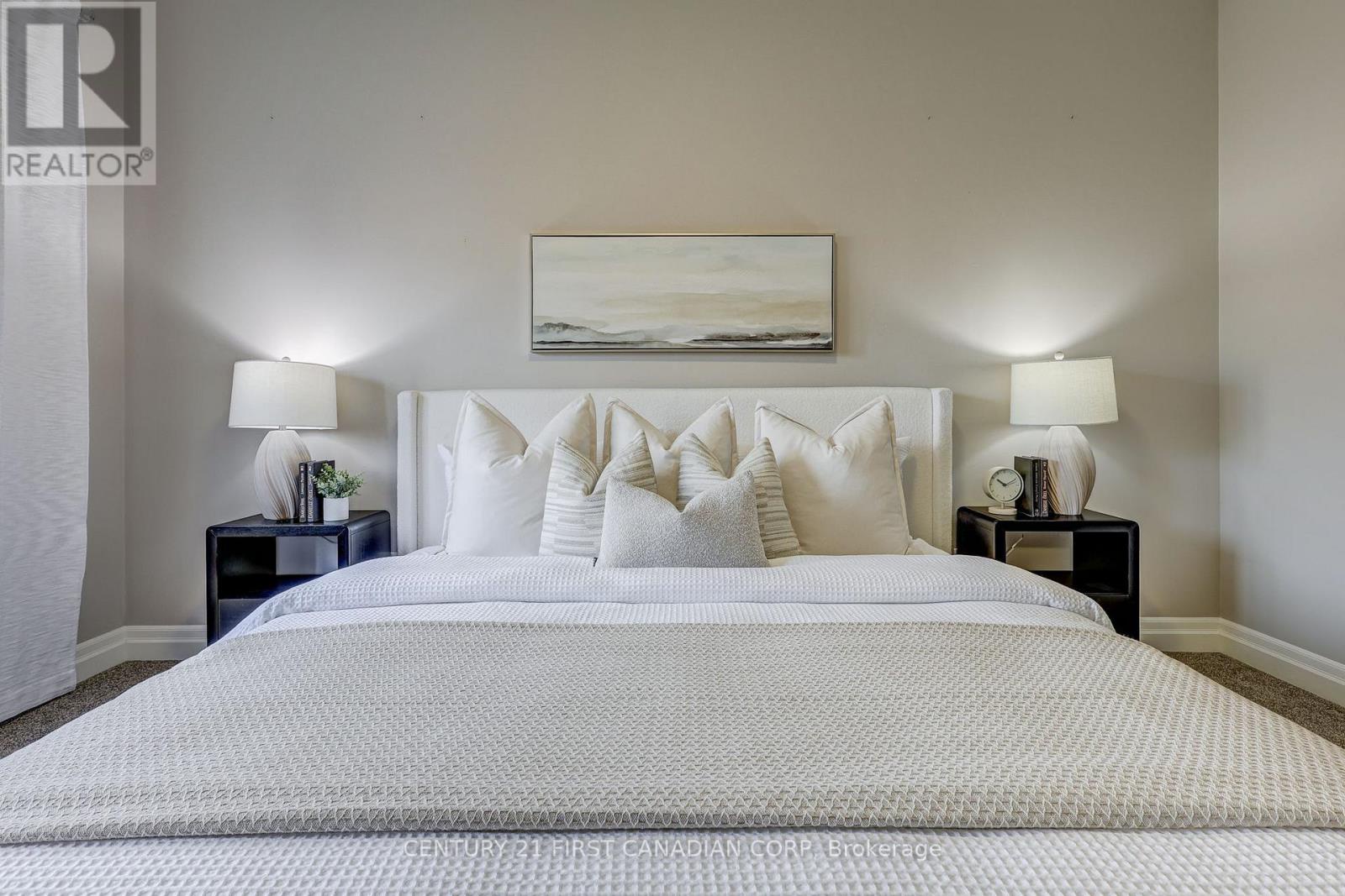 696 Bennett Crescent, Strathroy-caradoc (mount Brydges), Ontario