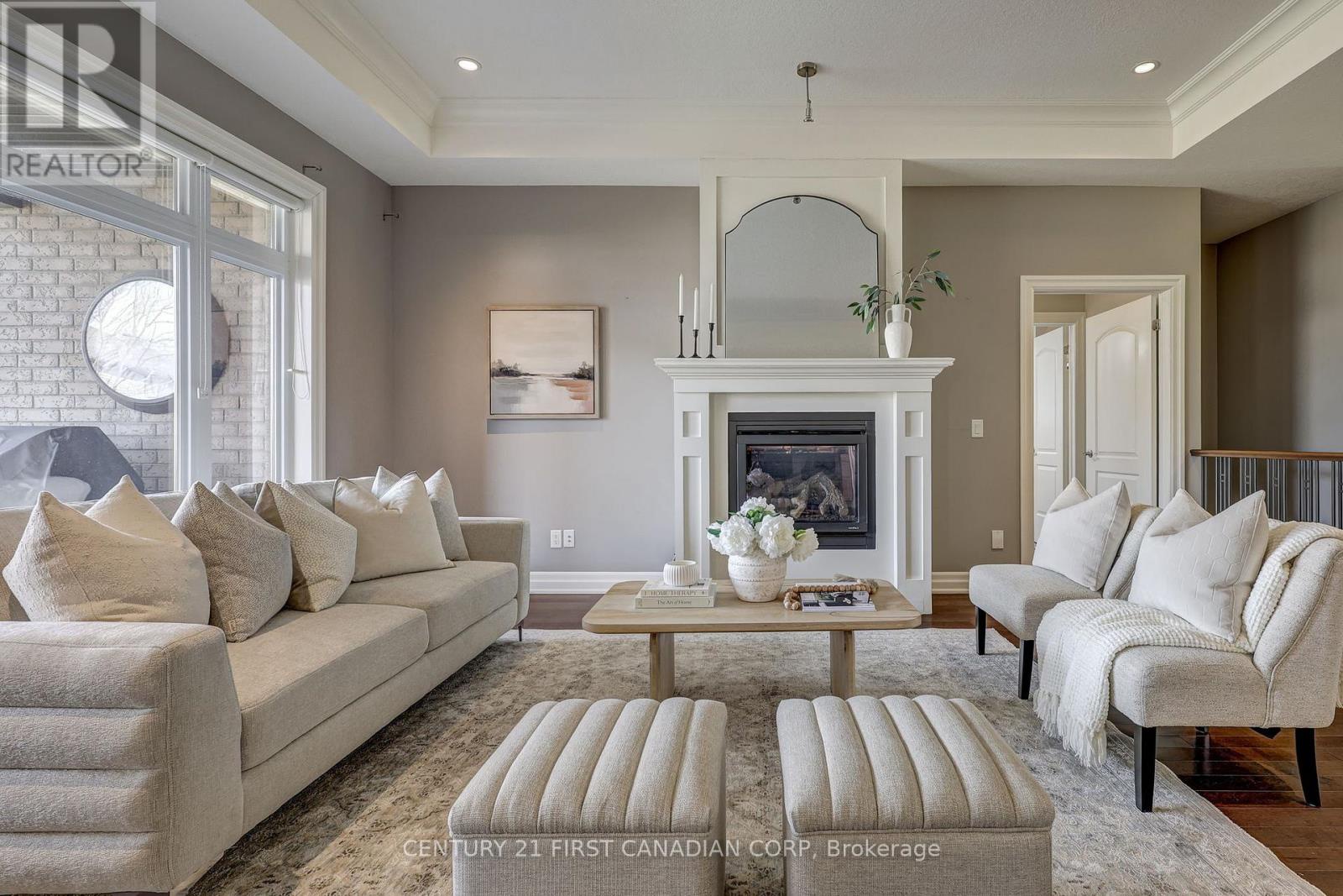 696 Bennett Crescent, Strathroy-caradoc (mount Brydges), Ontario