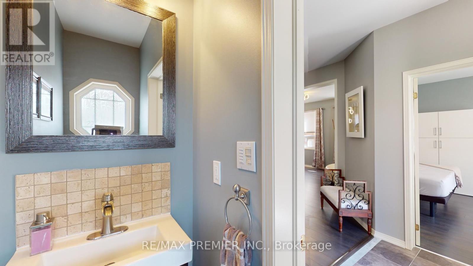 2307 Pilgrim Square, Oshawa (windfields), Ontario