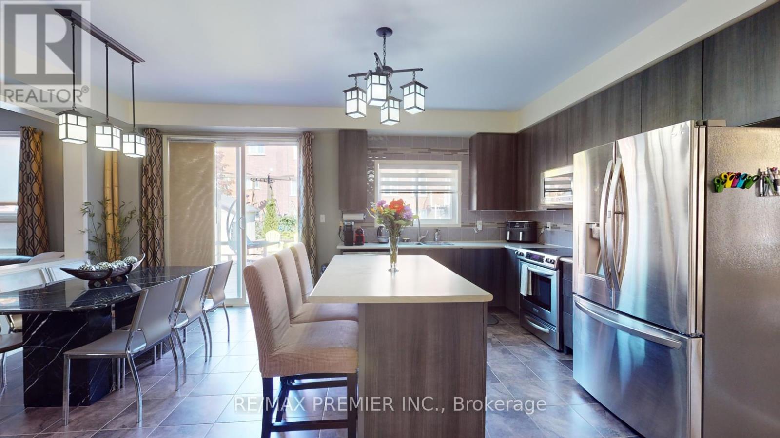 2307 Pilgrim Square, Oshawa (windfields), Ontario