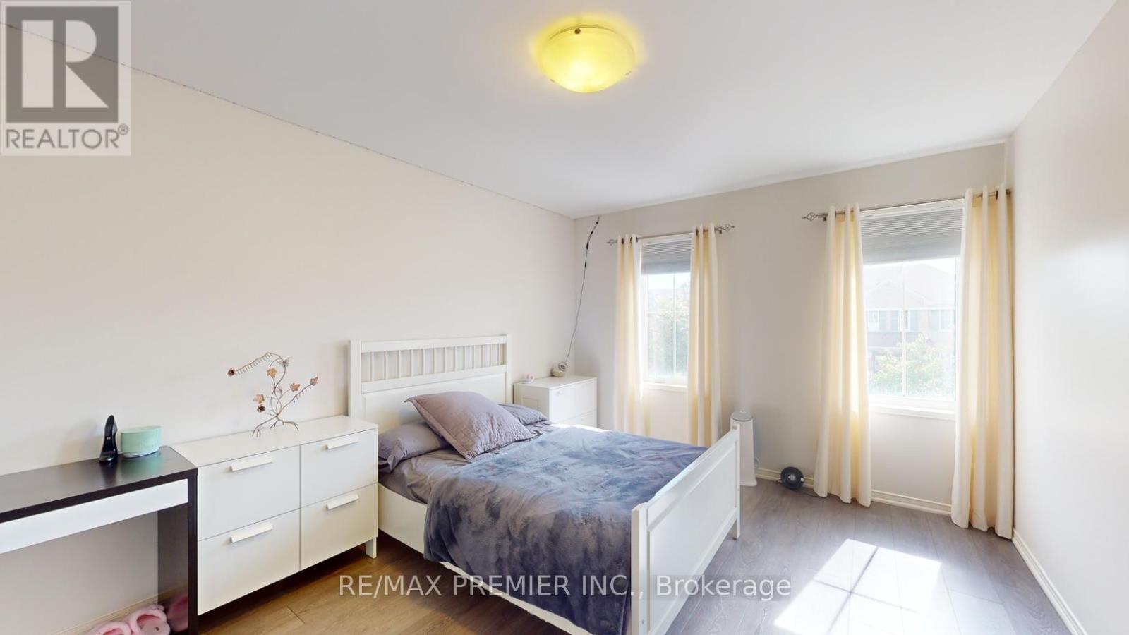 2307 Pilgrim Square, Oshawa (windfields), Ontario