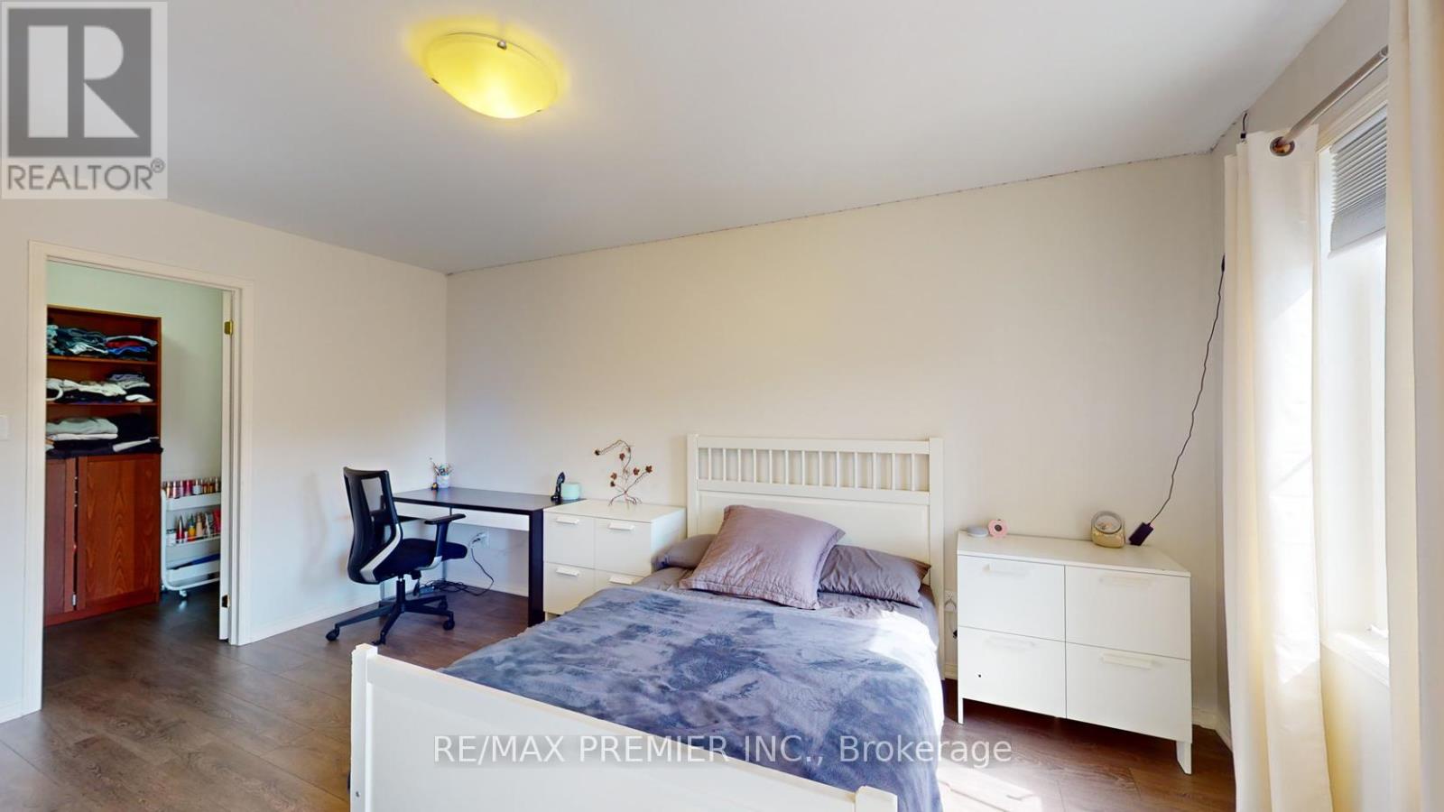 2307 Pilgrim Square, Oshawa (windfields), Ontario