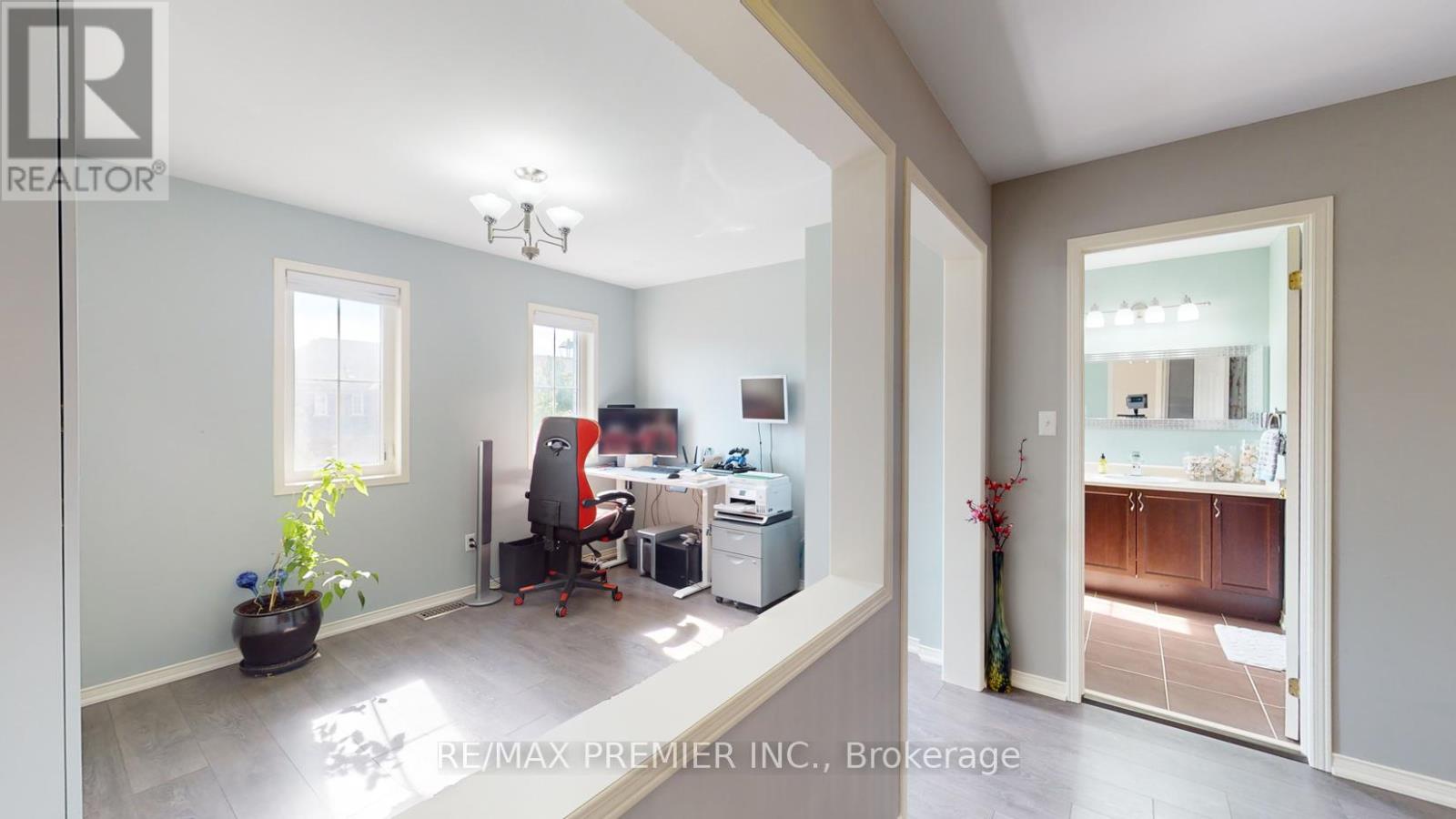 2307 Pilgrim Square, Oshawa (windfields), Ontario