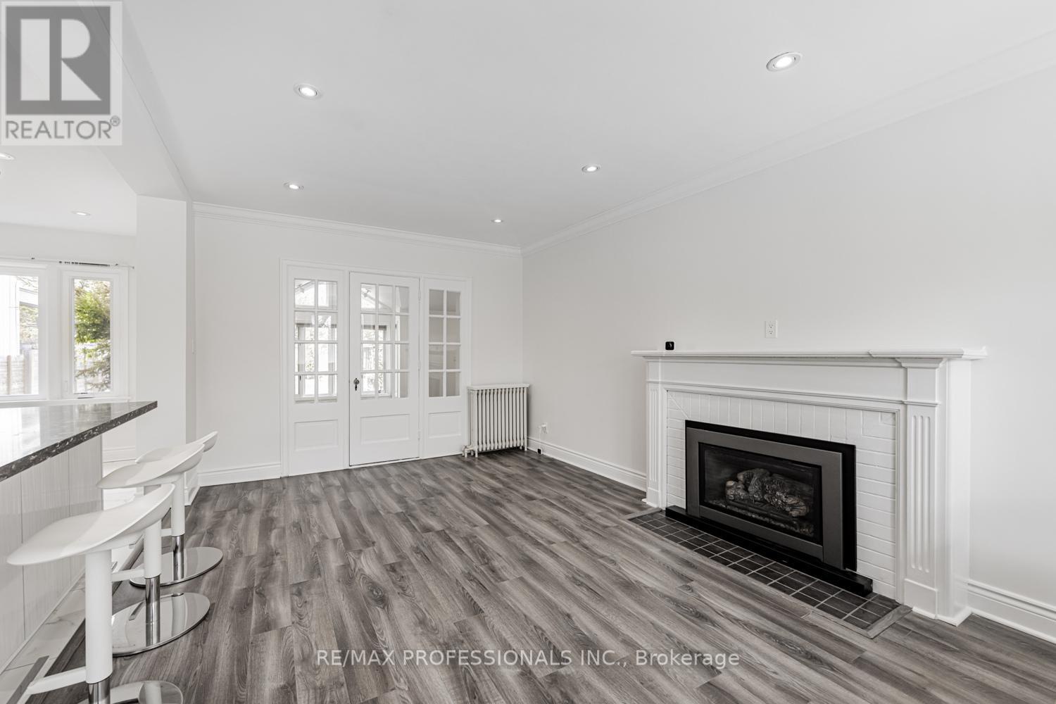 228 The Kingsway, Toronto (edenbridge-humber Valley), Ontario