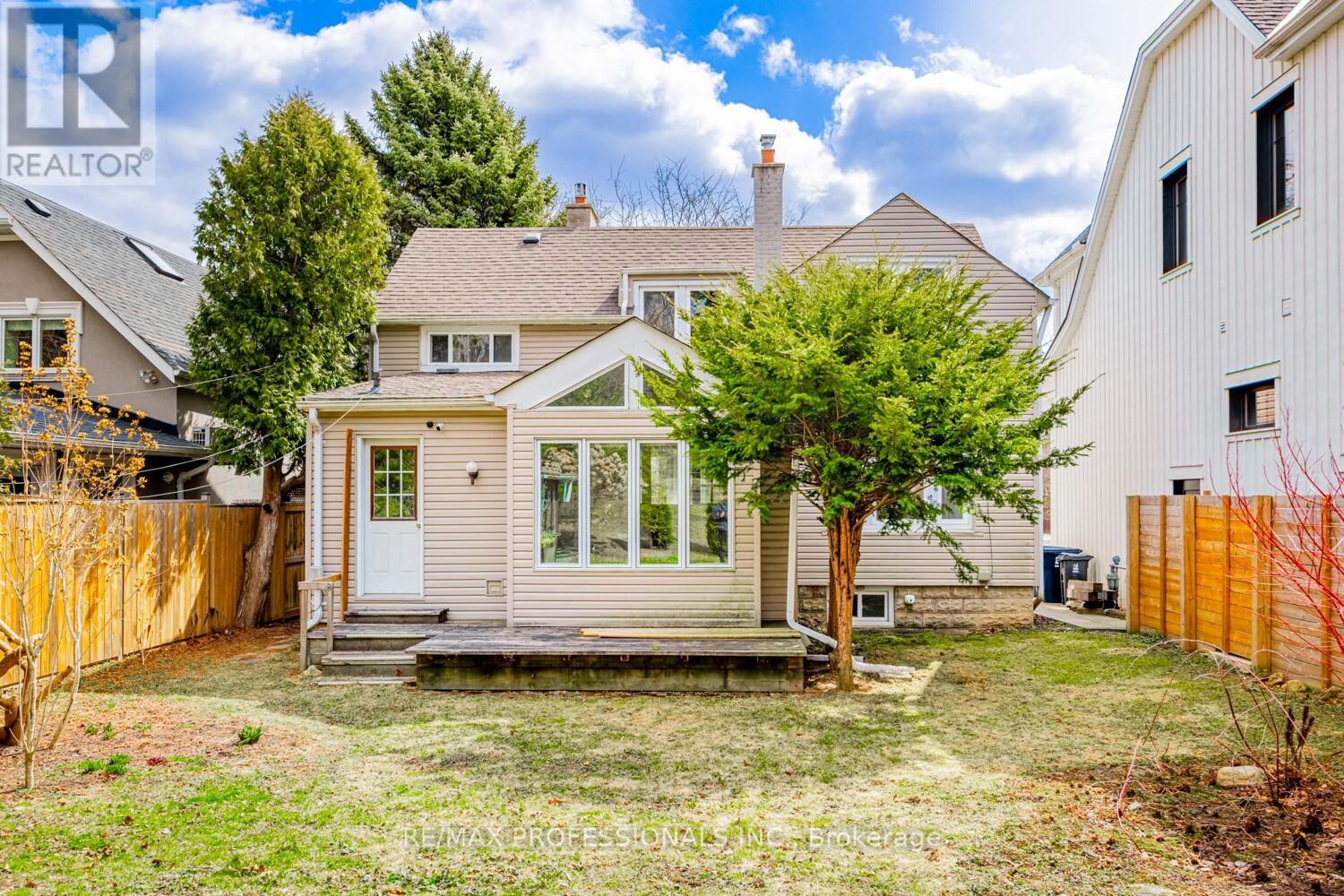 228 The Kingsway, Toronto (edenbridge-humber Valley), Ontario