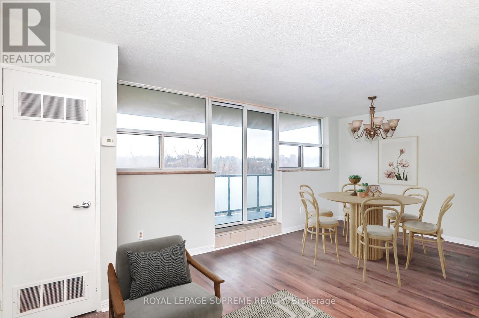 501 - 2130 Weston Road, Toronto (weston), Ontario