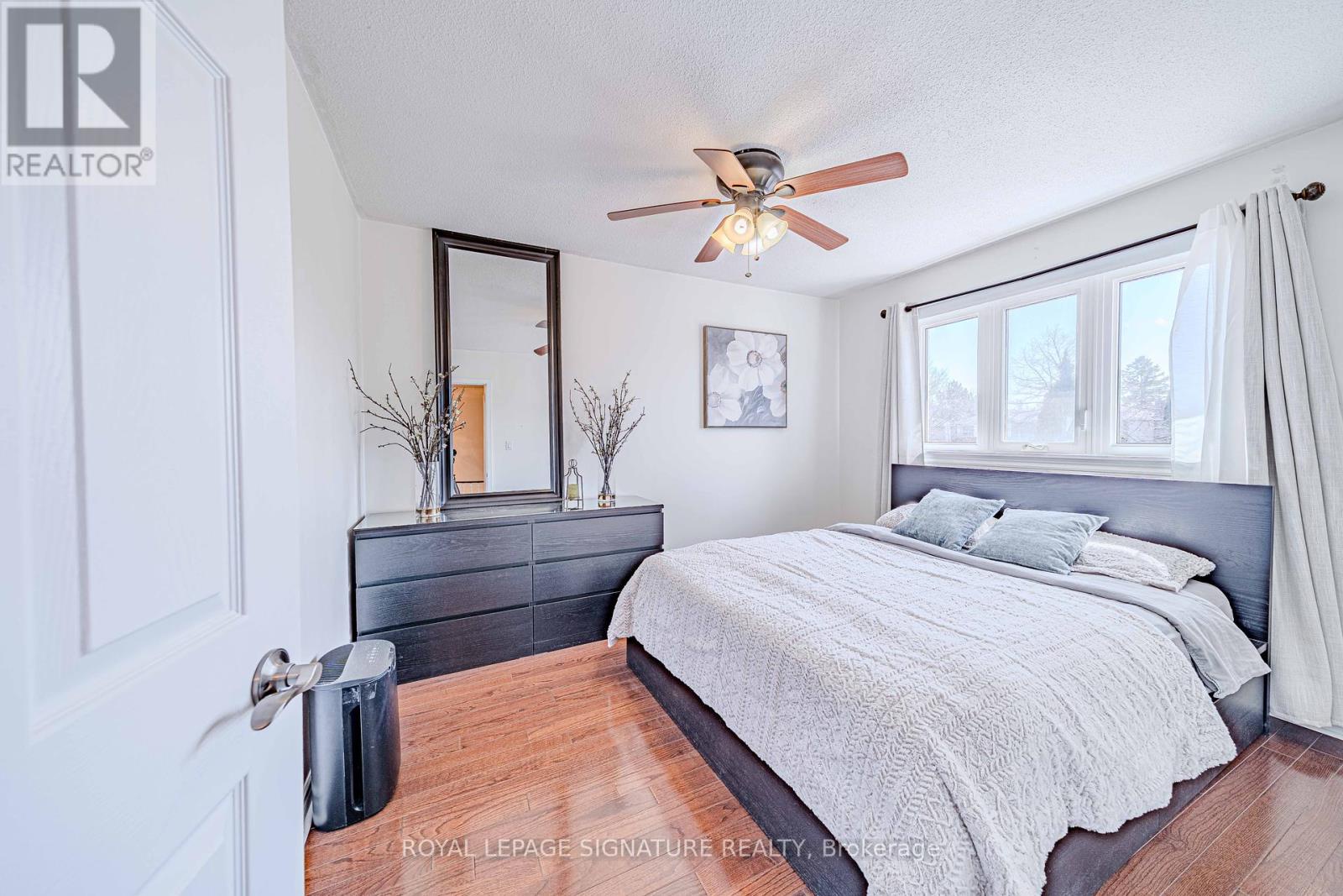 2 Summertime Court, Brampton (heart Lake West), Ontario