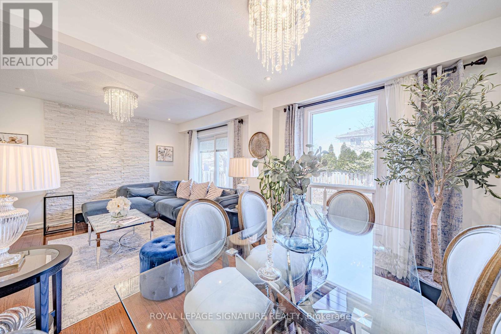 2 Summertime Court, Brampton (heart Lake West), Ontario