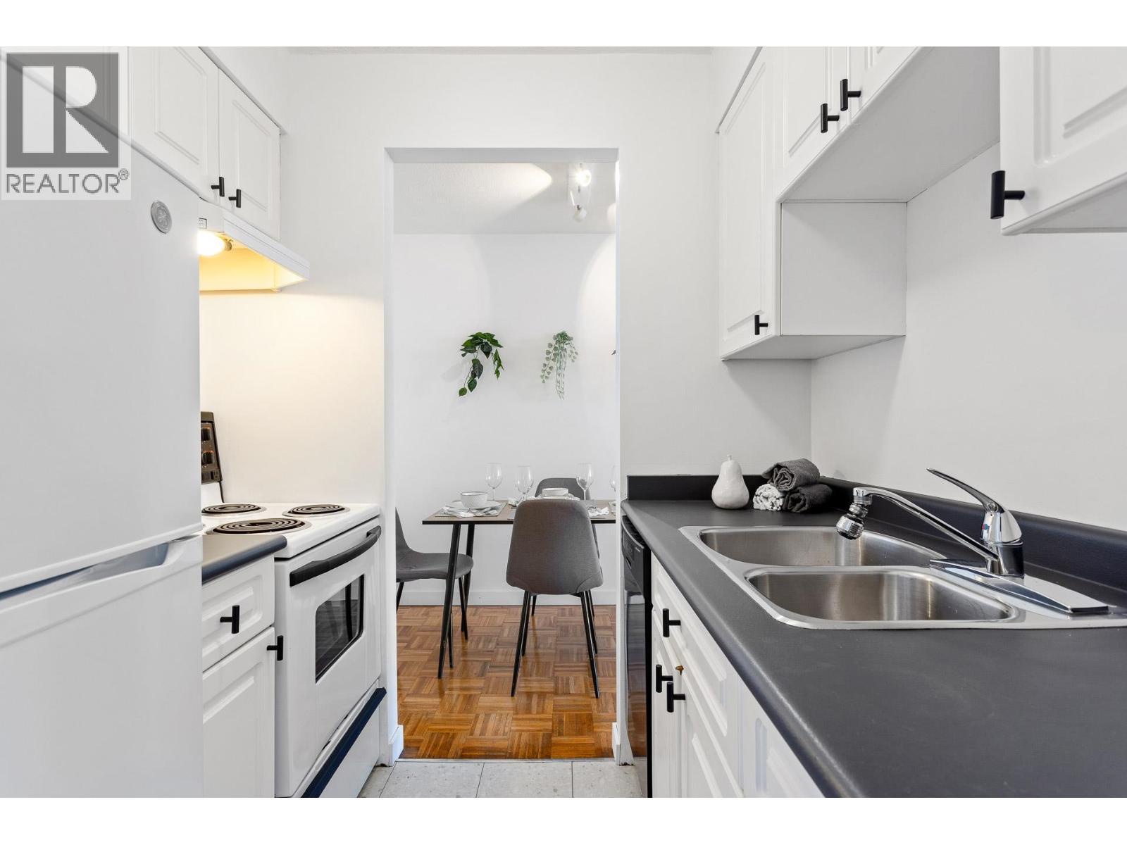 601 1850 Comox Street, Vancouver, British Columbia