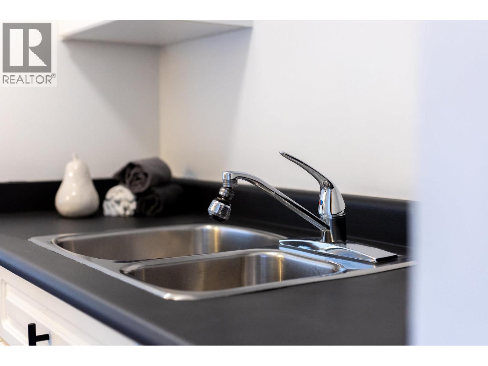 601 1850 Comox Street, Vancouver, British Columbia