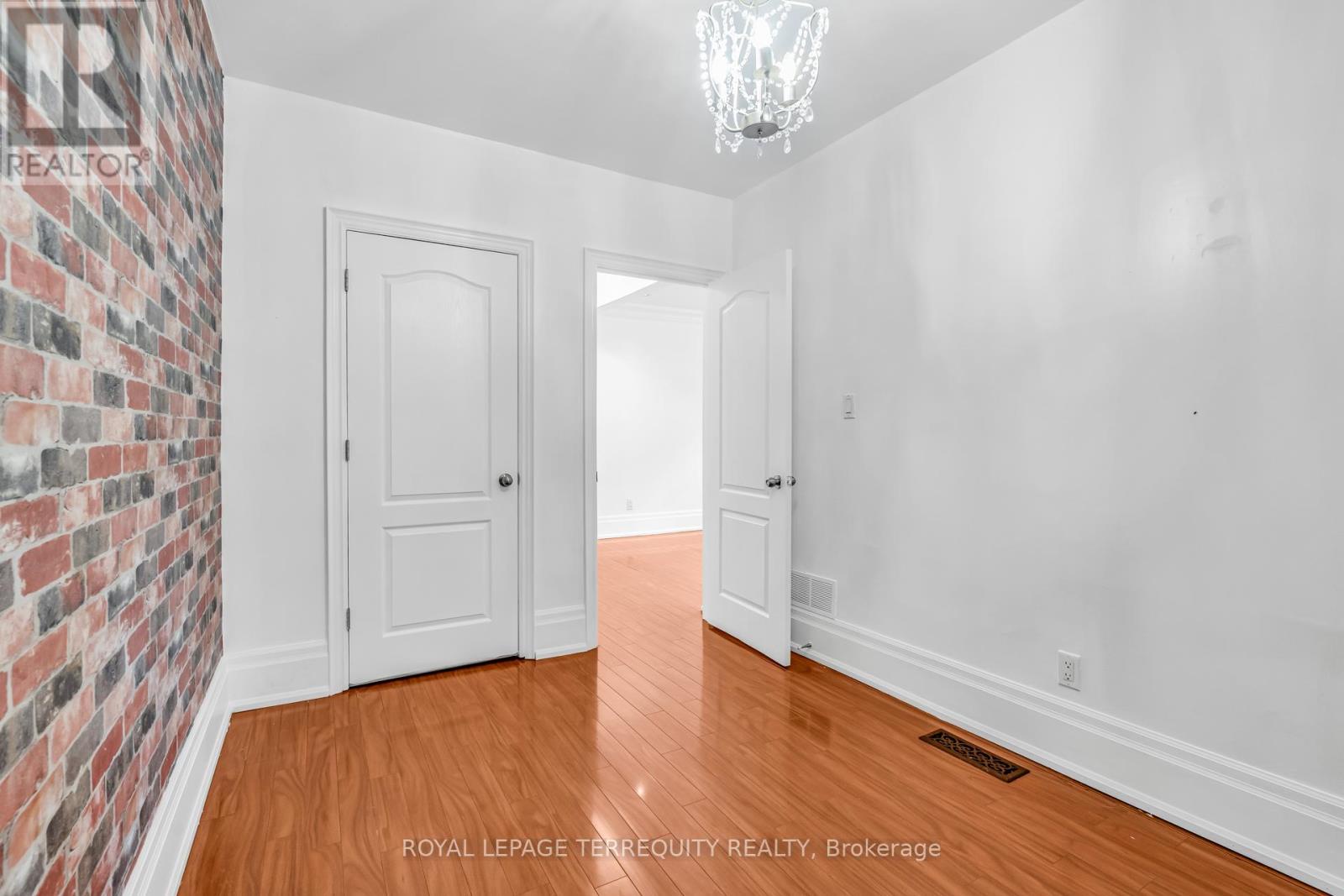 78 Lawrence Avenue W, Toronto (lawrence Park North), Ontario